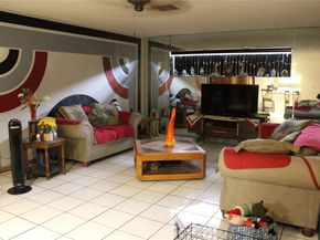 17820 NW 82nd Ave, Hialeah FL 33015