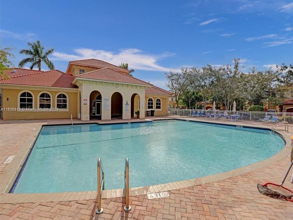 14111 SW 49th St 8, Miramar FL 33027