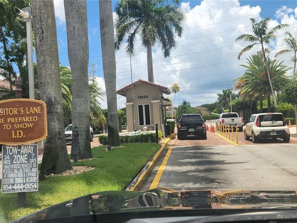 14111 SW 49th St 8, Miramar FL 33027