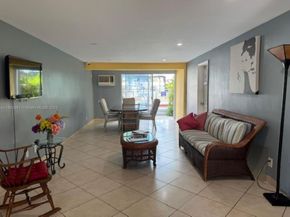 13105 Ixora Ct 303, North Miami FL 33181