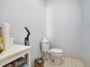 9710 SW 9th Ct, Pembroke Pines FL 33025