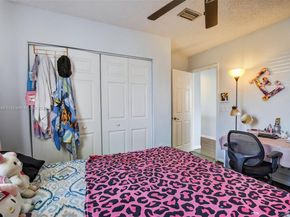 9710 SW 9th Ct, Pembroke Pines FL 33025