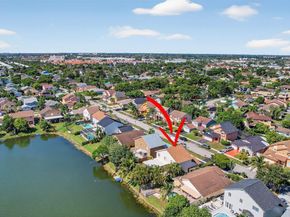 9710 SW 9th Ct, Pembroke Pines FL 33025