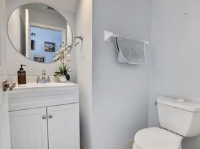 9710 SW 9th Ct, Pembroke Pines FL 33025