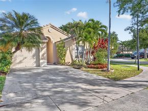 2073 SE 13th St, Homestead FL 33035