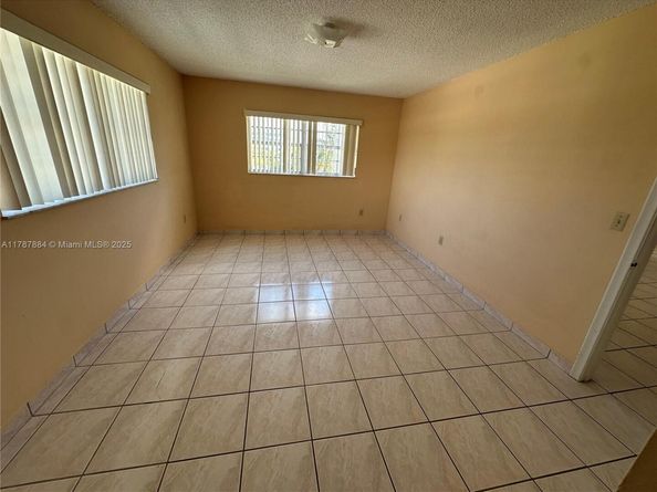 8250 Byron Ave 404, Miami Beach FL 33141