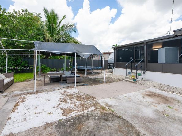 1240 Peri St, Opa-Locka FL 33054