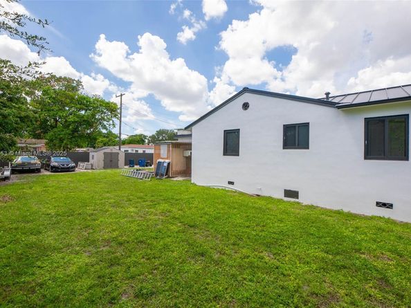 1240 Peri St, Opa-Locka FL 33054