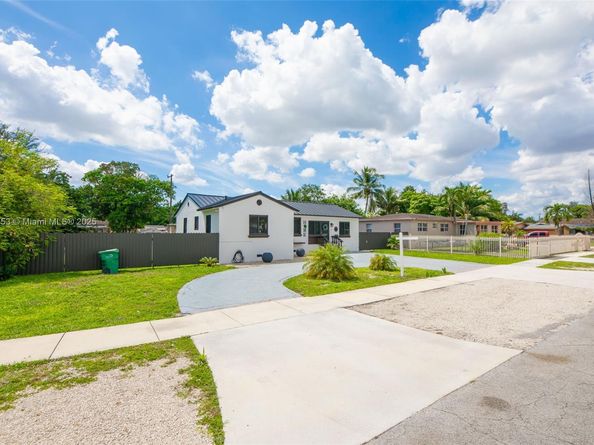 1240 Peri St, Opa-Locka FL 33054