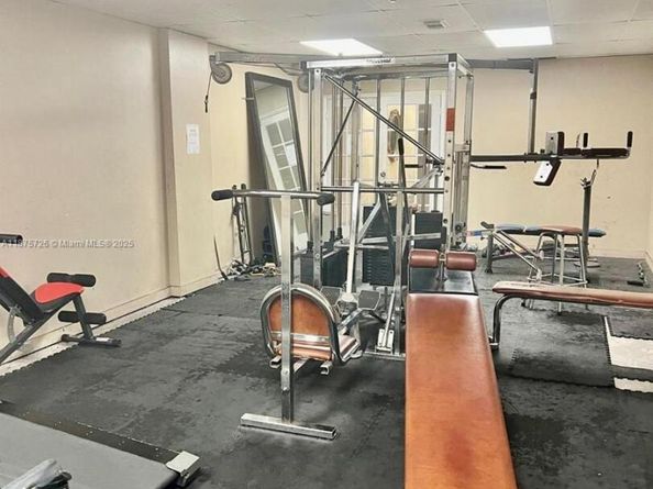2903 N Miami Beach Blvd 1003, North Miami Beach FL 33160
