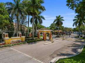 934 NE 42nd Ter, Homestead FL 33033