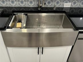 9000 W Flagler St 1, Miami FL 33174