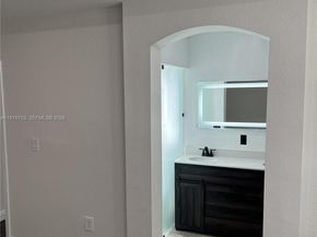 9000 W Flagler St 1, Miami FL 33174