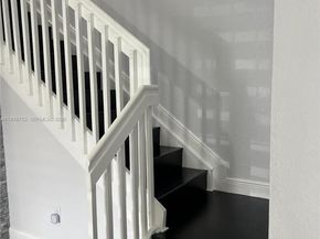 9000 W Flagler St 1, Miami FL 33174