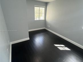 9000 W Flagler St 1, Miami FL 33174