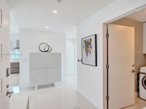 2020 N Bayshore Dr 3310, Miami FL 33137
