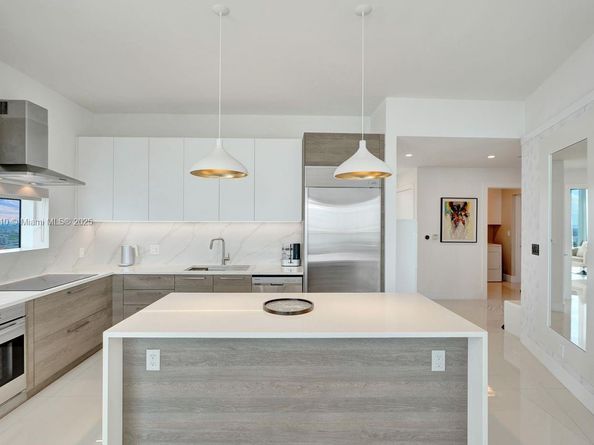 2020 N Bayshore Dr 3310, Miami FL 33137