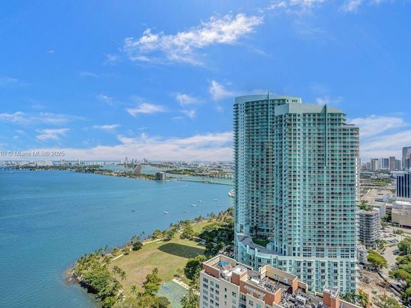 2020 N Bayshore Dr 3310, Miami FL 33137