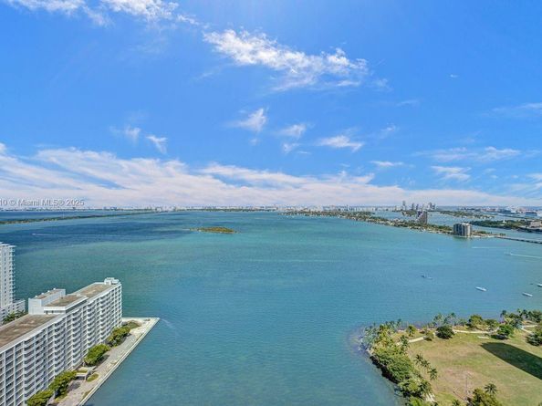 2020 N Bayshore Dr 3310, Miami FL 33137