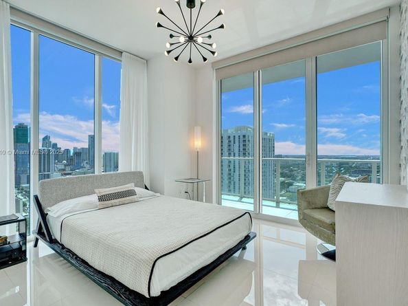 2020 N Bayshore Dr 3310, Miami FL 33137