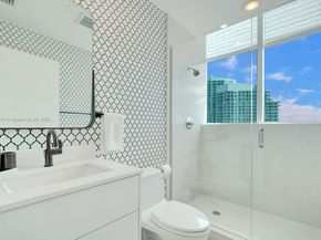 2020 N Bayshore Dr 3310, Miami FL 33137