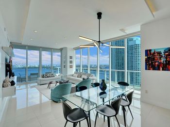 2020 N Bayshore Dr
