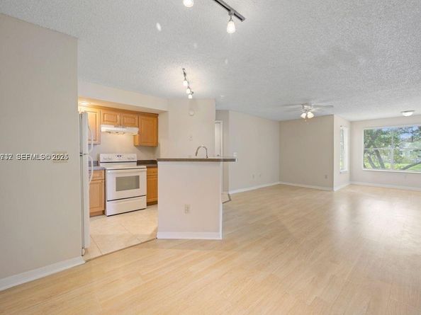 1401 Village Blvd 127, West Palm Beach FL 33409