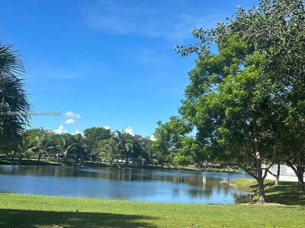 10916 SW 70th Ter, Miami FL 33173