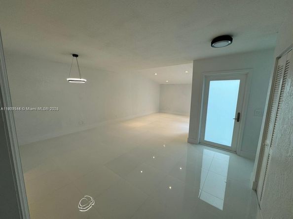 10916 SW 70th Ter, Miami FL 33173