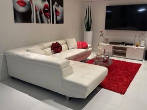 10916 SW 70th Ter, Miami FL 33173