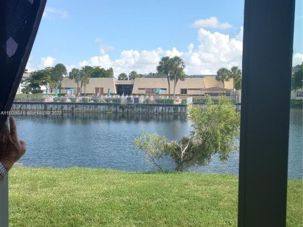 8130 Sunrise Lakes Blvd 107, Sunrise FL 33322