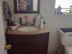 8130 Sunrise Lakes Blvd 107, Sunrise FL 33322