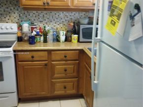 8130 Sunrise Lakes Blvd 107, Sunrise FL 33322