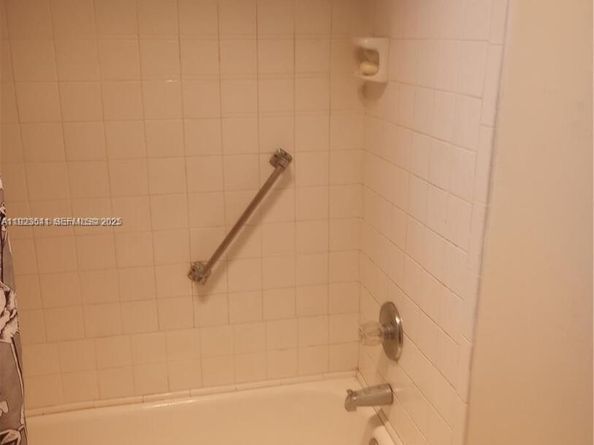 8130 Sunrise Lakes Blvd 107, Sunrise FL 33322