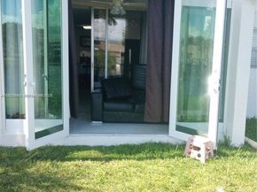 8130 Sunrise Lakes Blvd 107, Sunrise FL 33322