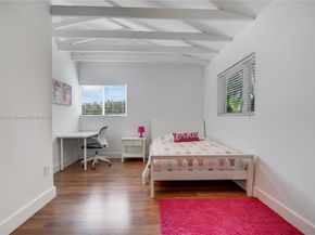 5308 Riviera Dr, Coral Gables FL 33146