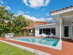 5308 Riviera Dr, Coral Gables FL 33146