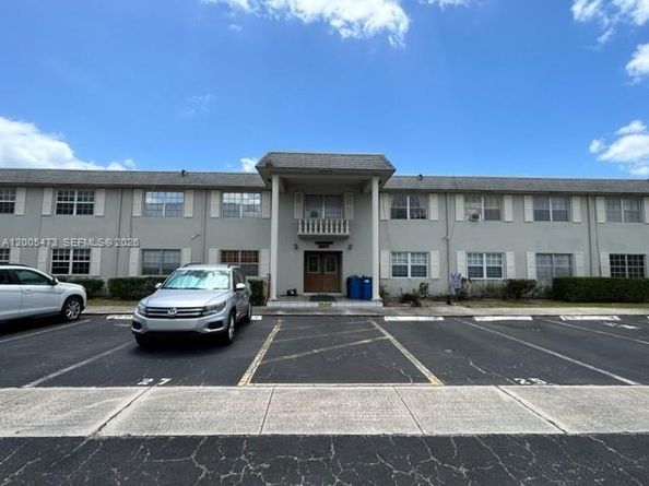 1520 Mckinley St 206E, Hollywood FL 33020