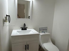 1520 Mckinley St 206E, Hollywood FL 33020