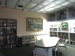 1100 Colony Point Cir 518, Pembroke Pines FL 33026