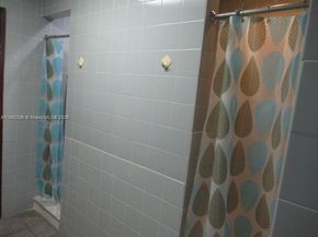 1100 Colony Point Cir 518, Pembroke Pines FL 33026