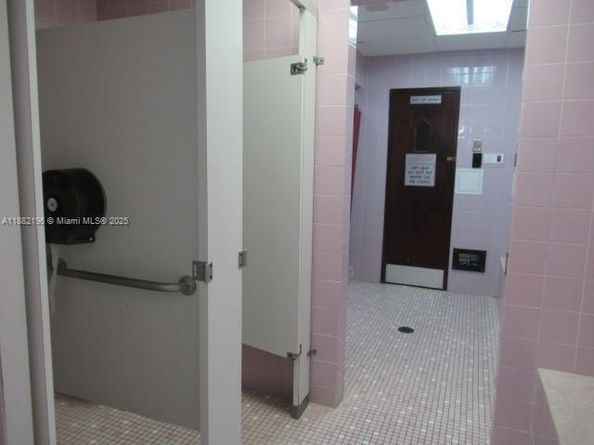 1100 Colony Point Cir 518, Pembroke Pines FL 33026