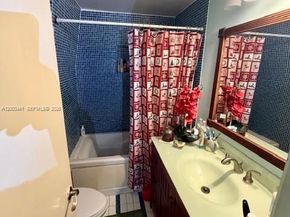 10331 Holly Ct, Pembroke Pines FL 33026