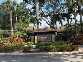 10331 Holly Ct, Pembroke Pines FL 33026