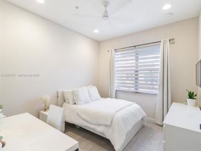 12417 NW 17th Mnr, Pembroke Pines FL 33028