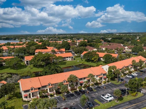 306 Republic Ct 306, Deerfield Beach FL 33442