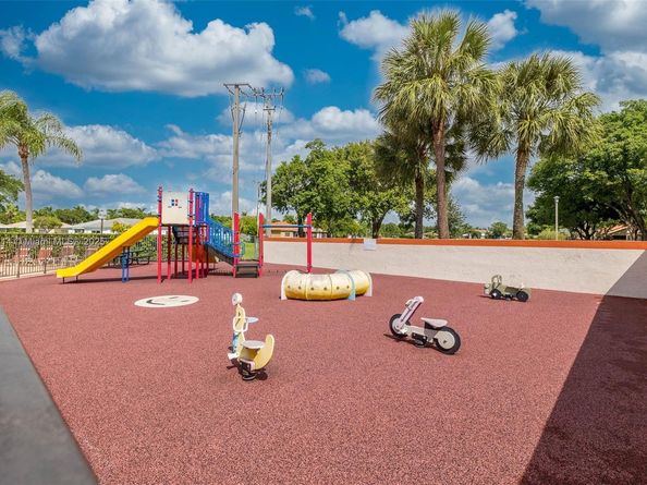 306 Republic Ct 306, Deerfield Beach FL 33442