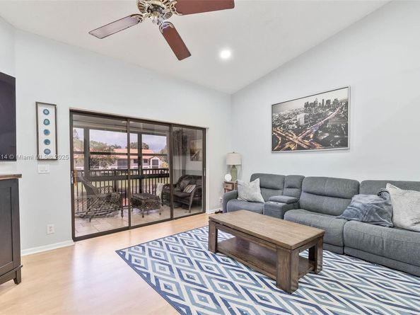 306 Republic Ct 306, Deerfield Beach FL 33442