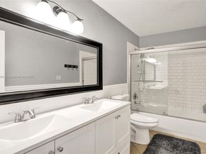 680 NW 100th Ln, Coral Springs FL 33071