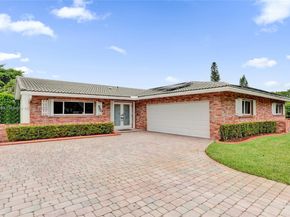 680 NW 100th Ln, Coral Springs FL 33071